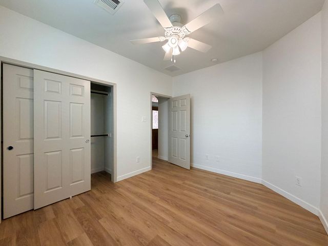 2802 Ridgeglen Lane, Houston, TX 77082