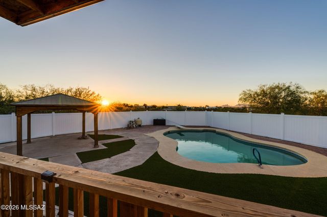 16742 W Moore Road, Marana, AZ 85653