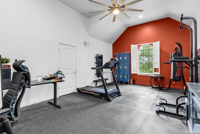 21703 Givenchy Hl, San Antonio, TX 78256