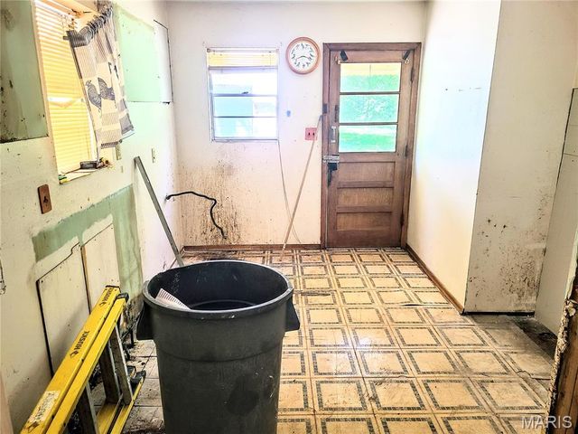 1453 Twillman Avenue, St Louis, MO 63138