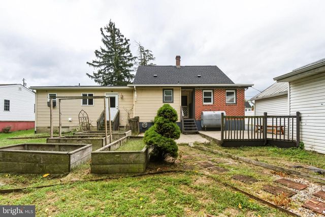 304 BOWERS ST, Martinsburg, WV 25401