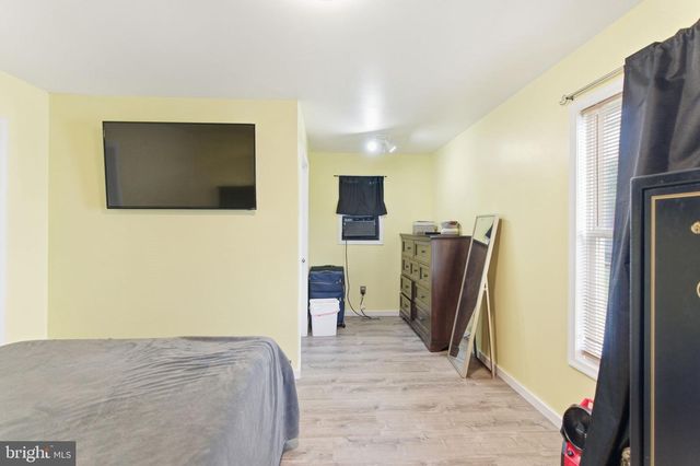 304 BOWERS ST, Martinsburg, WV 25401