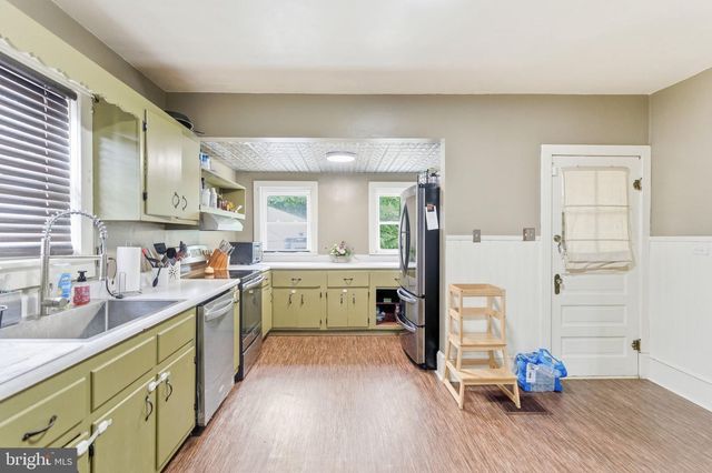 304 BOWERS ST, Martinsburg, WV 25401