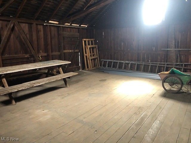 695 S Court Street, Medina, OH 44256