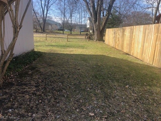 695 S Court Street, Medina, OH 44256