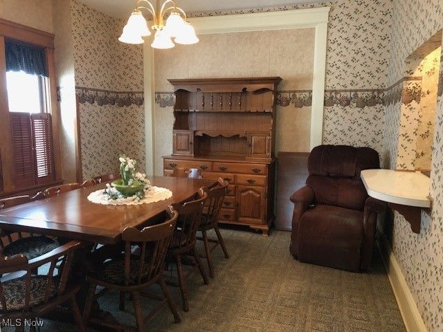 695 S Court Street, Medina, OH 44256