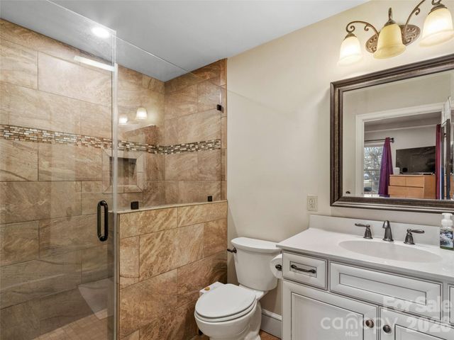 506 W Main Street, Burnsville, NC 28714