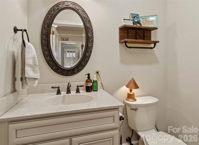 506 W Main Street, Burnsville, NC 28714