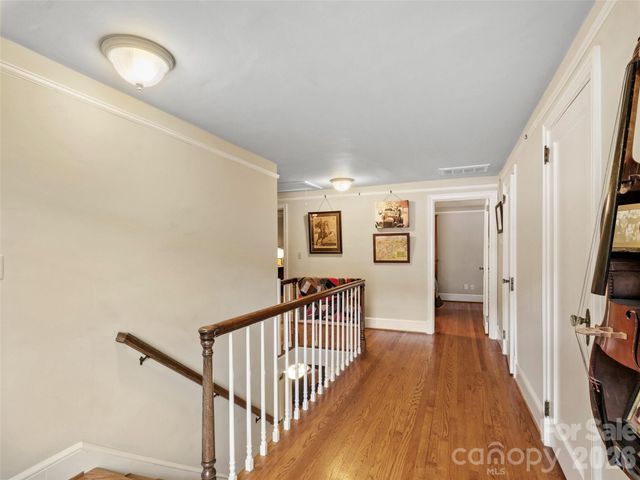 506 W Main Street, Burnsville, NC 28714