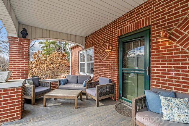 506 W Main Street, Burnsville, NC 28714