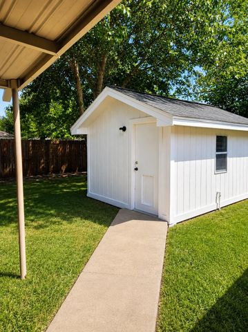 2123 Linden Creek Lane, Houston, TX 77017