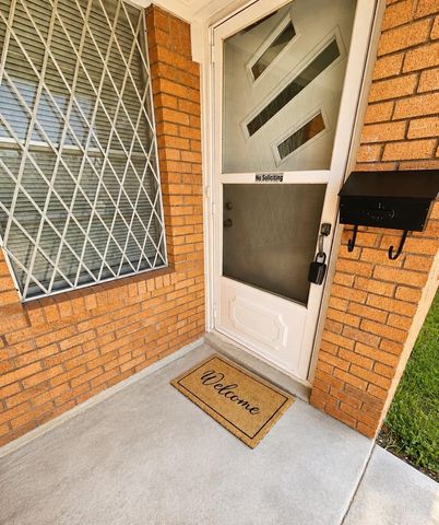2123 Linden Creek Lane, Houston, TX 77017