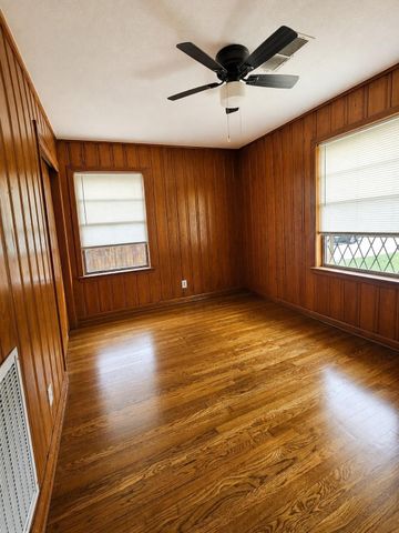 2123 Linden Creek Lane, Houston, TX 77017
