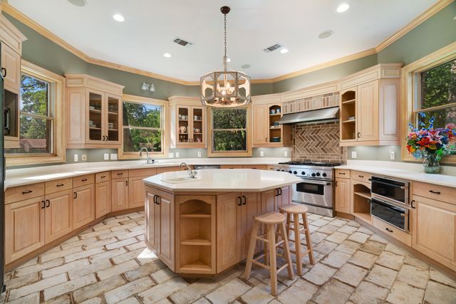 3170 Stacy Lane, Paris, TX 75460