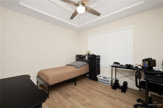 1007 W Sycamore Avenue, Alton, TX 78572