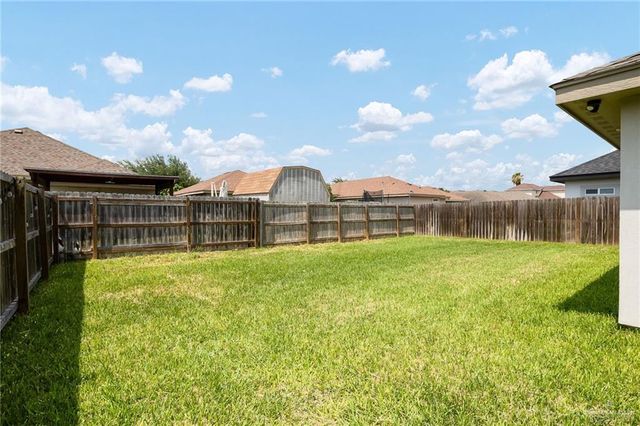 1007 W Sycamore Avenue, Alton, TX 78572