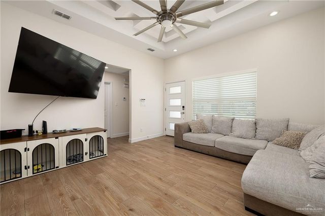 1007 W Sycamore Avenue, Alton, TX 78572