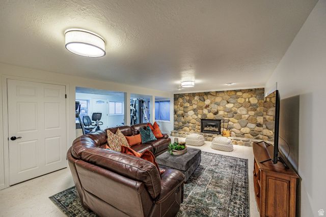 4182 W JUNIPER CIR, Alpine, UT 84004