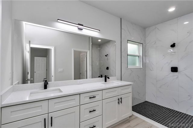 7658 N Voyager Drive, Citrus Springs, FL 34433