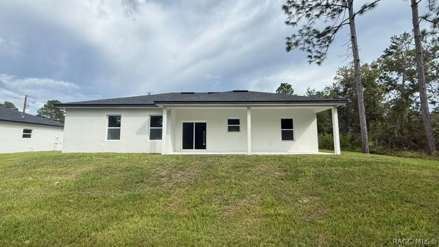 7658 N Voyager Drive, Citrus Springs, FL 34433