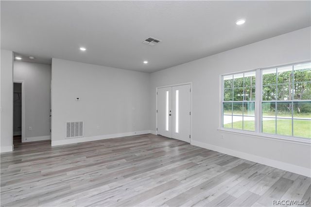 7658 N Voyager Drive, Citrus Springs, FL 34433