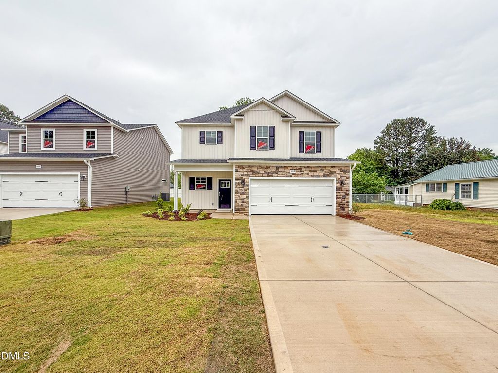 203 4th Street, Erwin, NC 28339