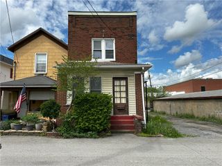 218 Keystone Way, Ellwood City, PA 16117