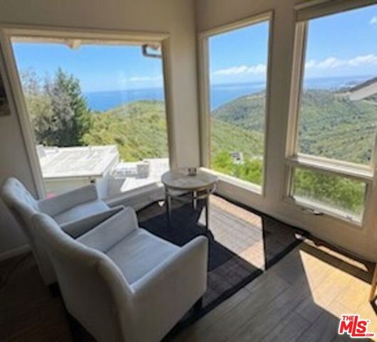 2965 Seabreeze Drive, Malibu, CA 90265