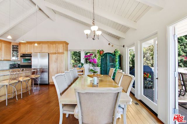 2965 Seabreeze Drive, Malibu, CA 90265