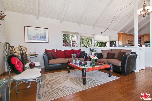 2965 Seabreeze Drive, Malibu, CA 90265