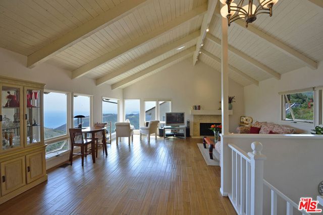 2965 Seabreeze Drive, Malibu, CA 90265