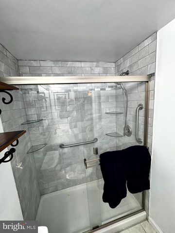 654 CYPRESS RD, Warminster, PA 18974