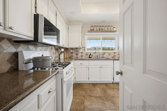 42292 Corte Villosa, Temecula, CA 92592