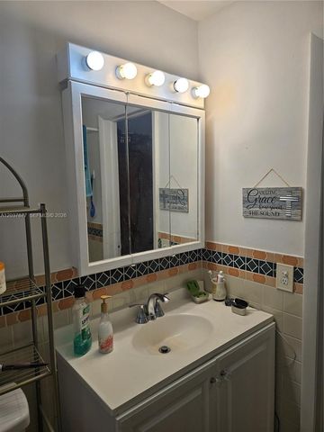 19500 SW 87th Avenue, Cutler Bay, FL 33157