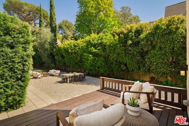 2030 N Hobart Boulevard, Los Angeles, CA 90027