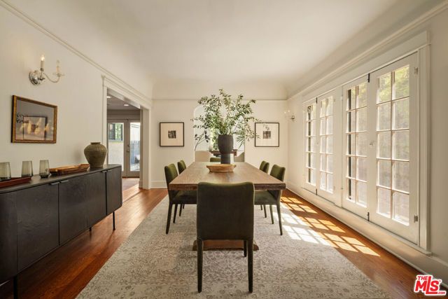 2030 N Hobart Boulevard, Los Angeles, CA 90027