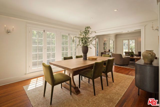 2030 N Hobart Boulevard, Los Angeles, CA 90027