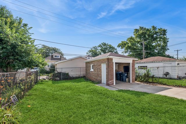 1433 S 14th Avenue, Maywood, IL 60153