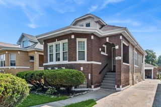 1433 S 14th Avenue, Maywood, IL 60153