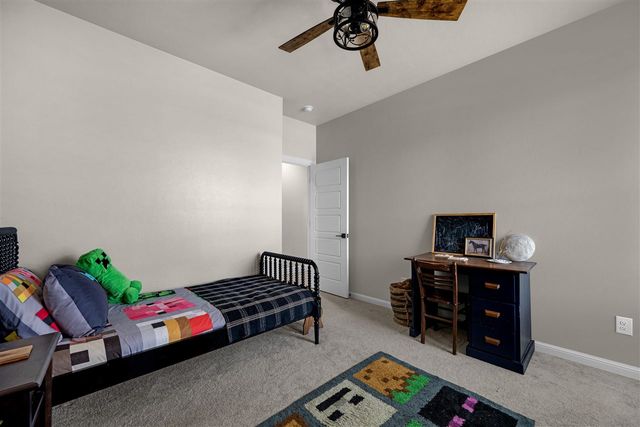 2433 NE Falcon Ln, Lawton, OK 73507