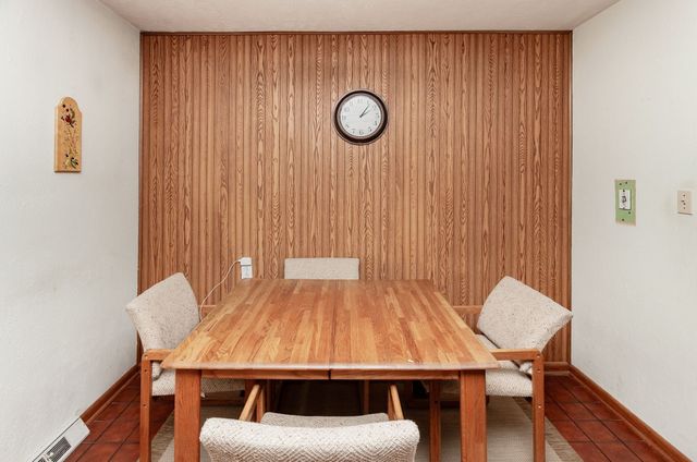 2901 E 38th Court, Des Moines, IA 50317