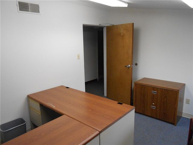 5081 Old Clairton Rd, Baldwin Boro, PA 15236