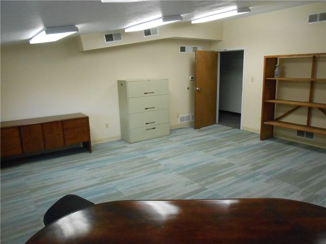 5081 Old Clairton Rd, Baldwin Boro, PA 15236