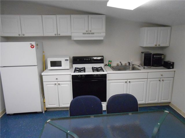 5081 Old Clairton Rd, Baldwin Boro, PA 15236