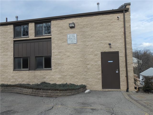 5081 Old Clairton Rd, Baldwin Boro, PA 15236
