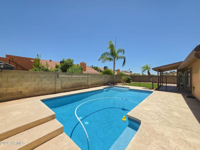 6419 W MADRAS Lane, Glendale, AZ 85306
