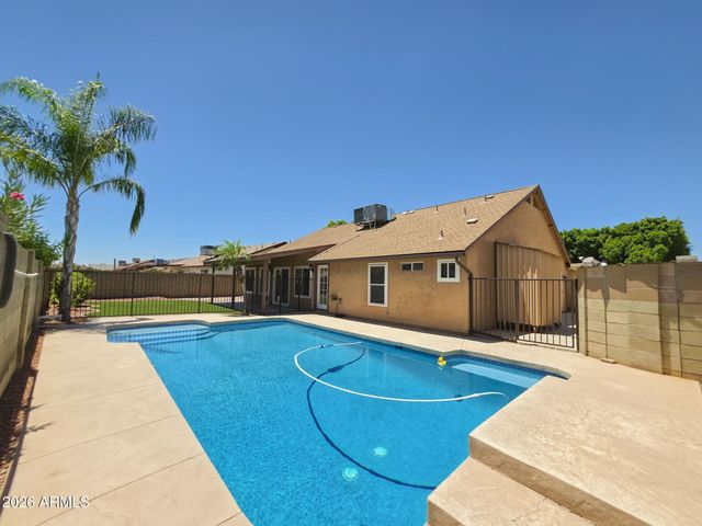 6419 W MADRAS Lane, Glendale, AZ 85306