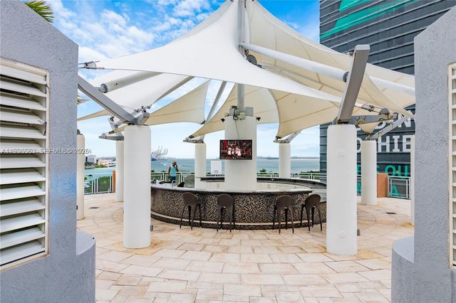 253 NE 2nd St 4303, Miami, FL 33132