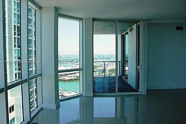 253 NE 2nd St 4303, Miami, FL 33132