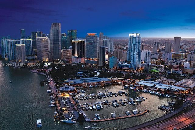 253 NE 2nd St 4303, Miami, FL 33132